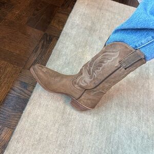 Men’s cowboy boots